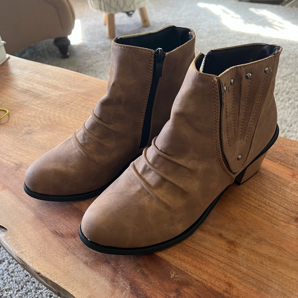 Woman’s 7